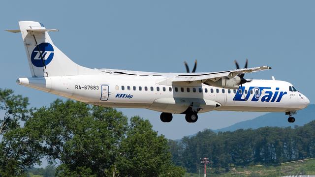 RA-67683:ATR 72-500:ЮТэйр